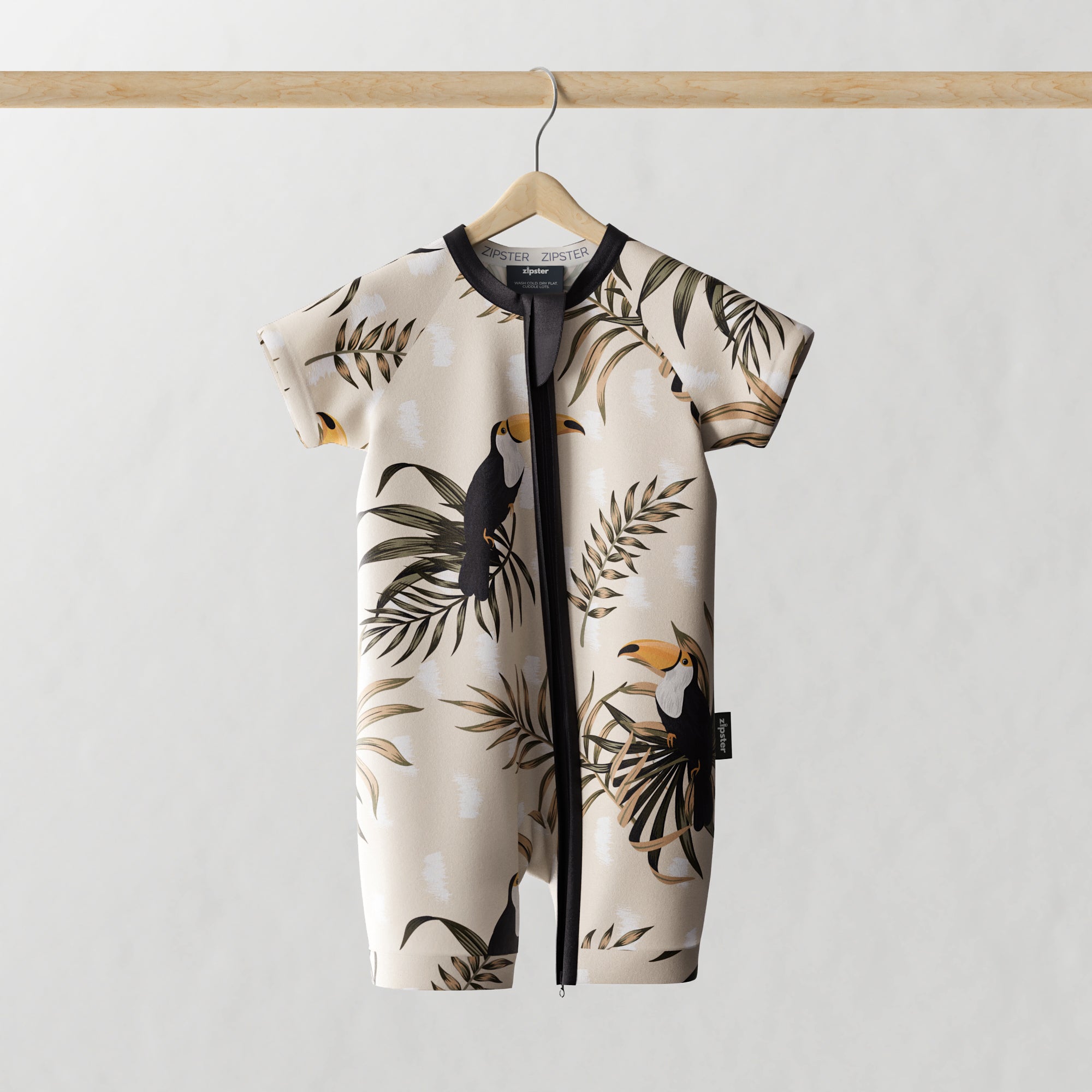 ZIPSTER™ Shortie Toucan